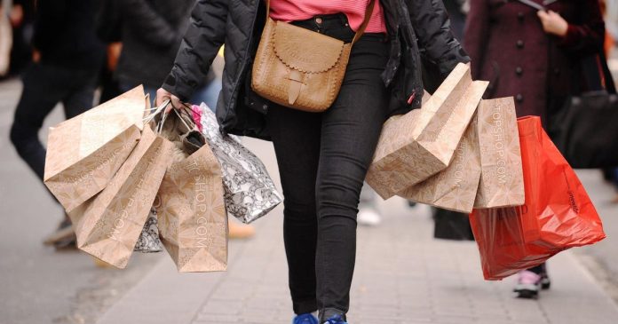 UK heading for 'cost of doing business' crisis as inflation hits 30-year high

