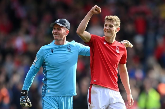 Premier League Team of the Week contains plenty of 8/10s as West Ham and Aston Villa dominate while Man City, Spurs and Newcastle feature
