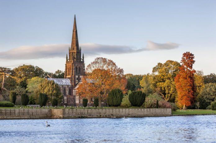 Clumber Park dazzles with autumn colours
